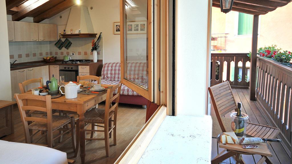 La Nicchia Apartment Tarzo ภายนอก รูปภาพ